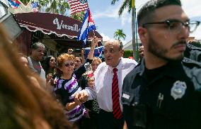 Rudy Giuliani Press Conference Outside Of The Versailles Restaurant - Miami