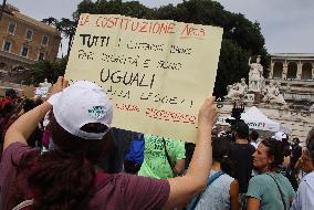 Protest against mandatory 'Green Pass' - Rome