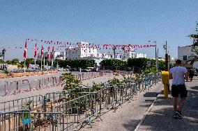 Kasbah Square in the aftermath of the dismissal of the government - Tunis