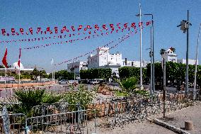 Kasbah Square in the aftermath of the dismissal of the government - Tunis