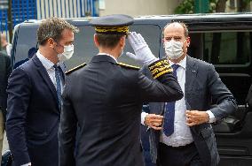 Jean Castex visits Red Cross vaccination center - Villetaneuse