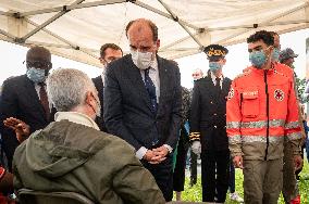 Jean Castex visits Red Cross vaccination center - Villetaneuse