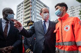 Jean Castex visits Red Cross vaccination center - Villetaneuse