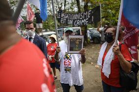 President Macron Listens To A Victim Of A Nuclear Test - Moorea Island