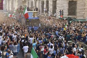 Azzurri Victory Parade - Rome