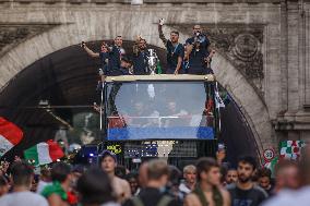 Azzurri Victory Parade - Rome