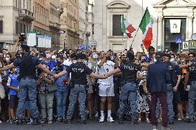 Azzurri Victory Parade - Rome