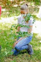 Princess Leonor And Sofia Plant A Tree - Madrid