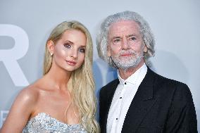 Cannes - Amfar Party Photocall