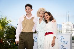 Cannes - Mothering Sunday Photocall