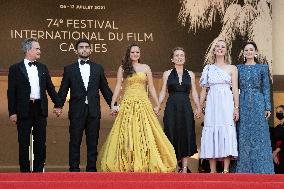 Cannes-De son vivant-Red Carpet.