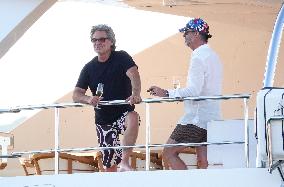 Kurt Russell And Goldie Hawn Partying - St Tropez