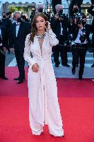 De Son Vivant Screening Red Carpet - Cannes