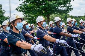 Rehearsal For The July 14 Parade - Versailles