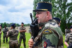 Rehearsal For The July 14 Parade - Versailles