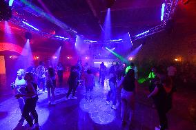 Reopening Of Nightclubs - Gremonville