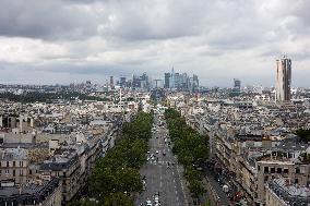 View Of Paris From The Top Of The Arc Of Triumph - Paris