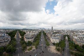 View Of Paris From The Top Of The Arc Of Triumph - Paris