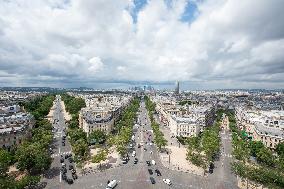 View Of Paris From The Top Of The Arc Of Triumph - Paris