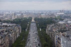 View Of Paris From The Top Of The Arc Of Triumph - Paris