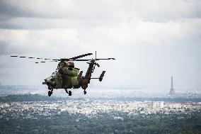 Aerial Practice Session Prior To July 14 Bastille Day Parade - Paris