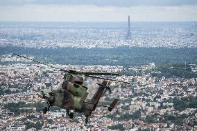 Aerial Practice Session Prior To July 14 Bastille Day Parade - Paris