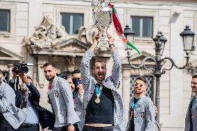 EURO 2020 champion Italian team returns - Rome