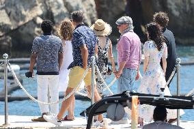 Steven Spielberg And Family Arrive At Eden Roc - Antibes