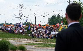 President Biden Visits A County College - Illinois