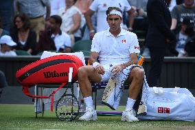 Wimbledon - Federer Ousted