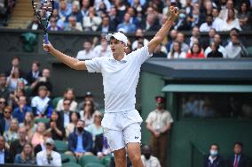 Wimbledon - Federer Ousted