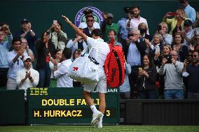 Wimbledon - Federer Ousted
