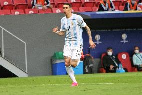 Copa America - Argentina v Colombia