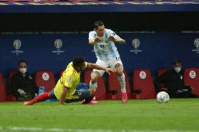 Copa America - Argentina v Colombia