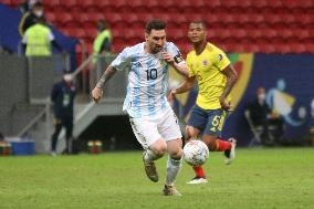 Copa America - Argentina v Colombia