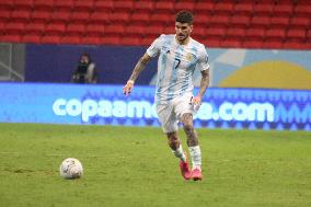 Copa America - Argentina v Colombia