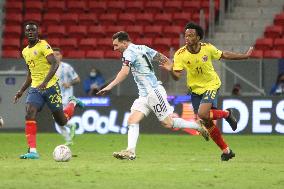 Copa America - Argentina v Colombia