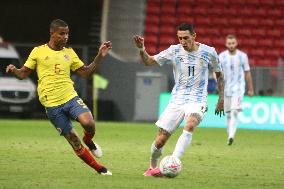 Copa America - Argentina v Colombia