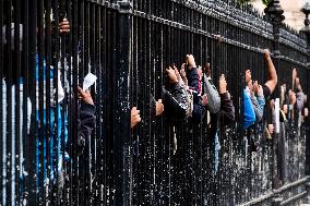 Evacuation Of The Homeless Migrants In Place Des Vosges - Paris