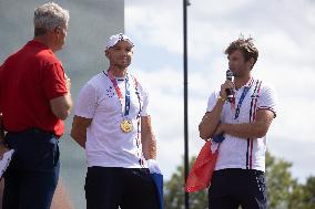 France Gold Medalists In The Men Double Sculls - Paris