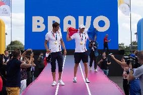 France Gold Medalists In The Men Double Sculls - Paris