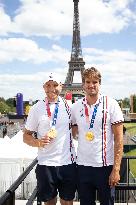 France Gold Medalists In The Men Double Sculls - Paris