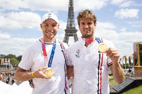 France Gold Medalists In The Men Double Sculls - Paris