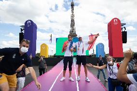 France Gold Medalists In The Men Double Sculls - Paris