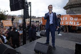 Les Patriotes protest against the Sanitary Pass - Paris