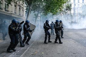 Anti Pass Sanitary Protest - Paris