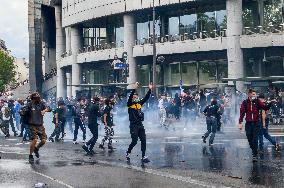 Anti Pass Sanitary Protest - Paris