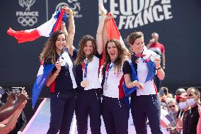 French Medalists of the Olympics Games at the Trocadero - Paris
