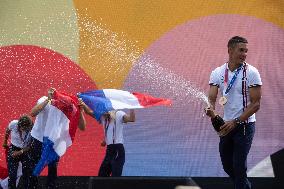 French Medalists of the Olympics Games at the Trocadero - Paris