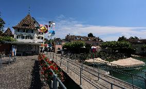 Village Of Kusnacht On The Shores Of Lake Zurich - Switzerland